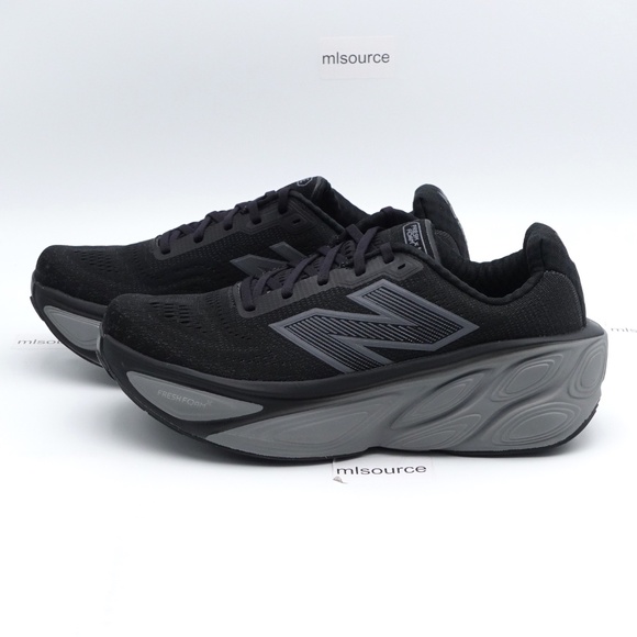 NEW Size 9.5 WIDE 2E Men's New Balance Fresh Foam X More v5 Sneakers MMORLK5 - Picture 1 of 8